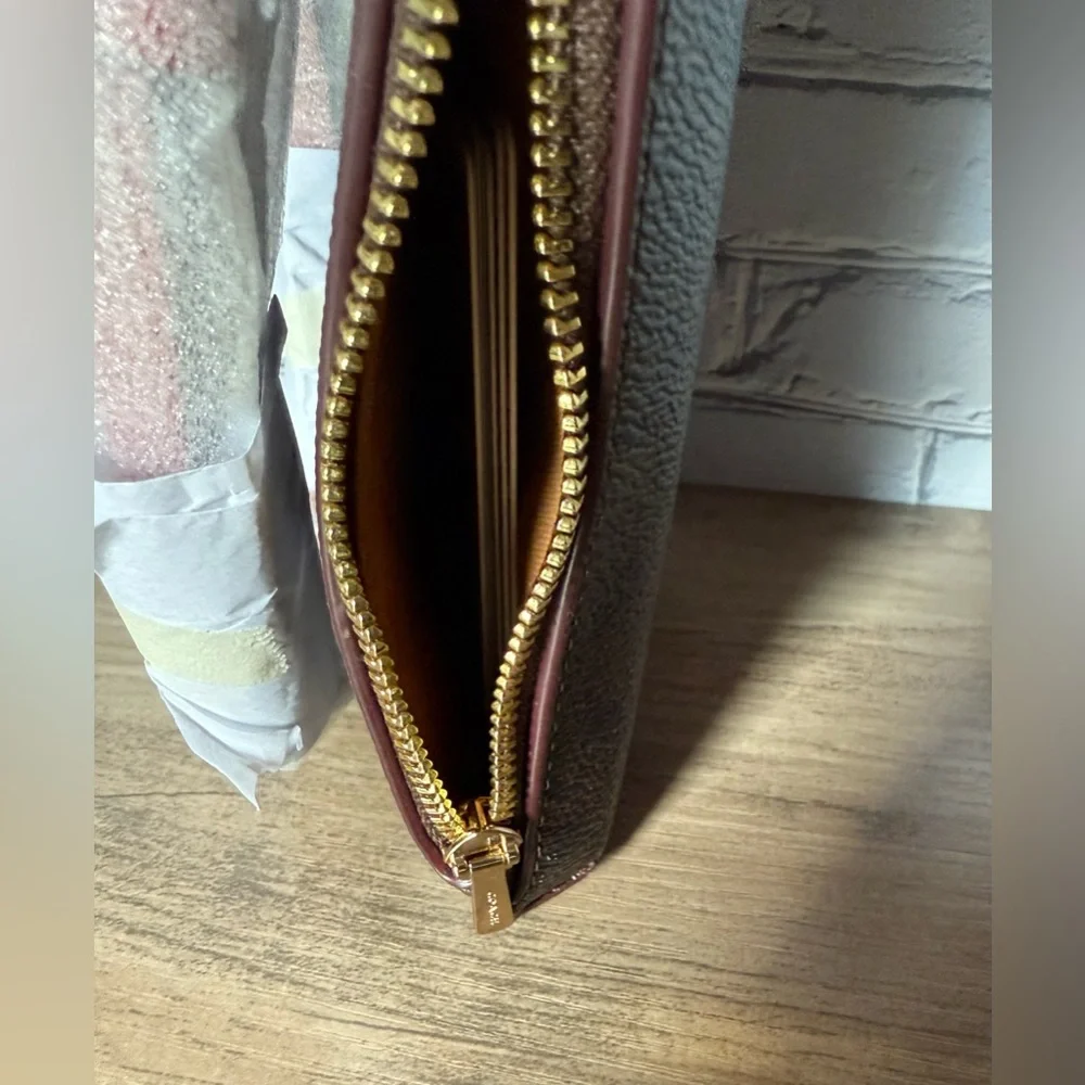 Coach signature coated
